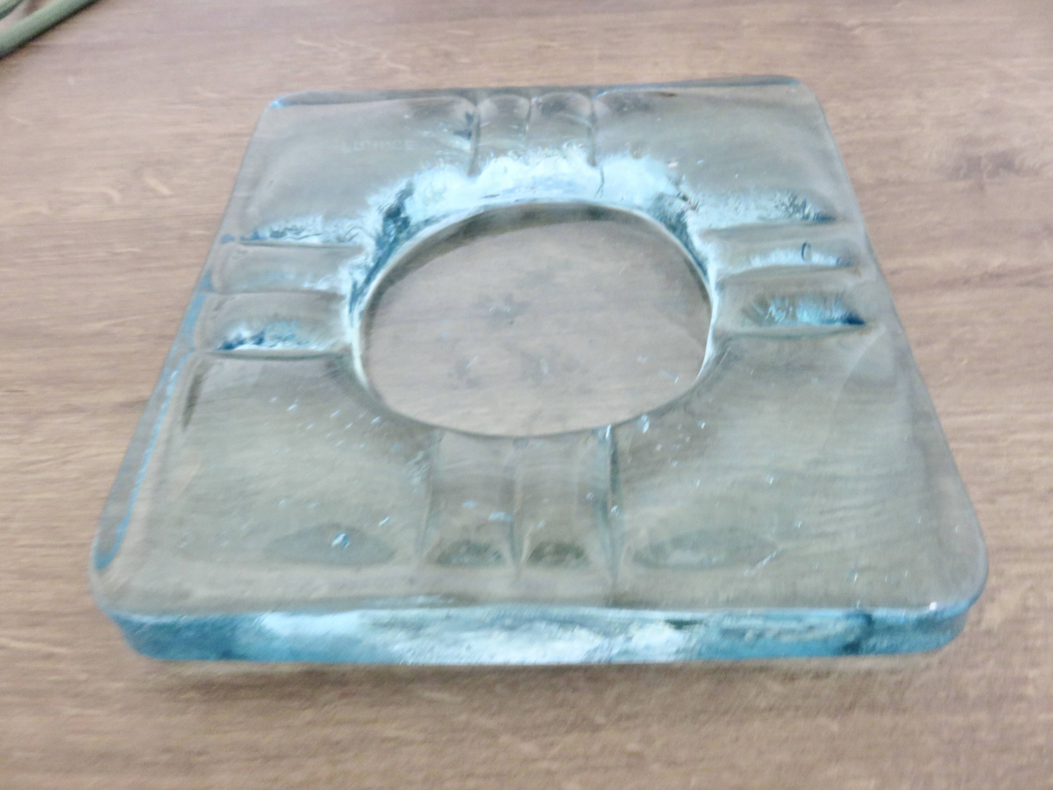 Ashtray signed Schneider France in blue crystal