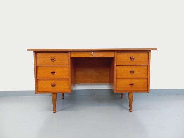 Bureau de direction style scandinave vintage en teck des années 60