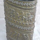 UMBRELLA HOLDER in copper with decoration in repelled CHERUBIN PUTTI ANGELOT, copperware XIX th century