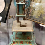 Miniature sewing machine