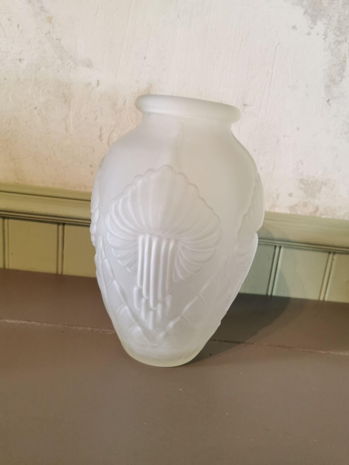 Art Deco vase glass paste
