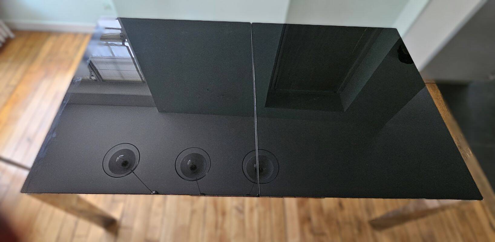 Italian Design Extendable Table in Black Glass and Chrome Legs 1980