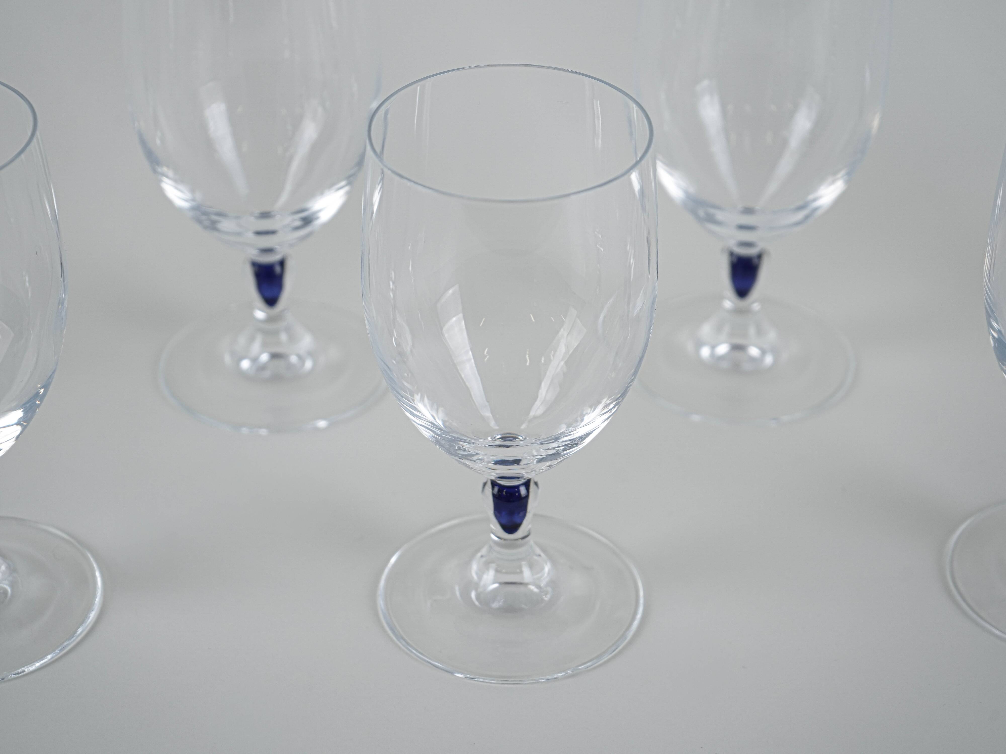 The set of Venise Saphir glasses, French design, 1970s, manufactured by Cri