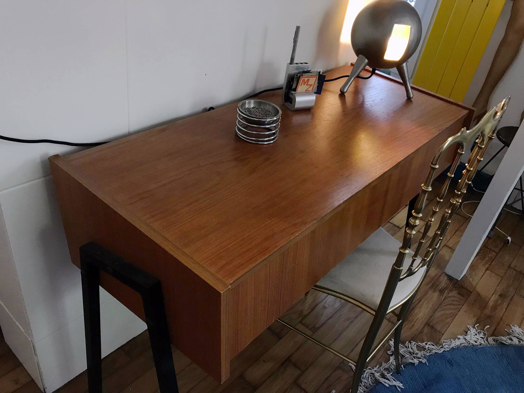 Vintage Console • Ash • 1950