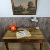 Farmhouse table