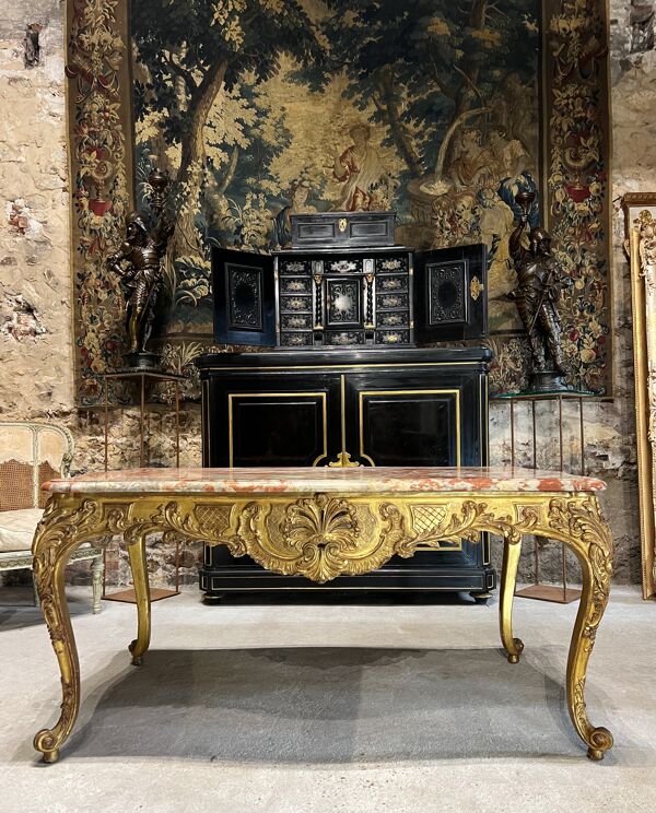 Table de milieu en bois doré d’époque napoléon iii dessus de marbre rouge