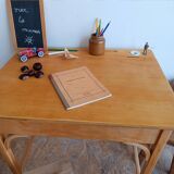 Baumann school desk