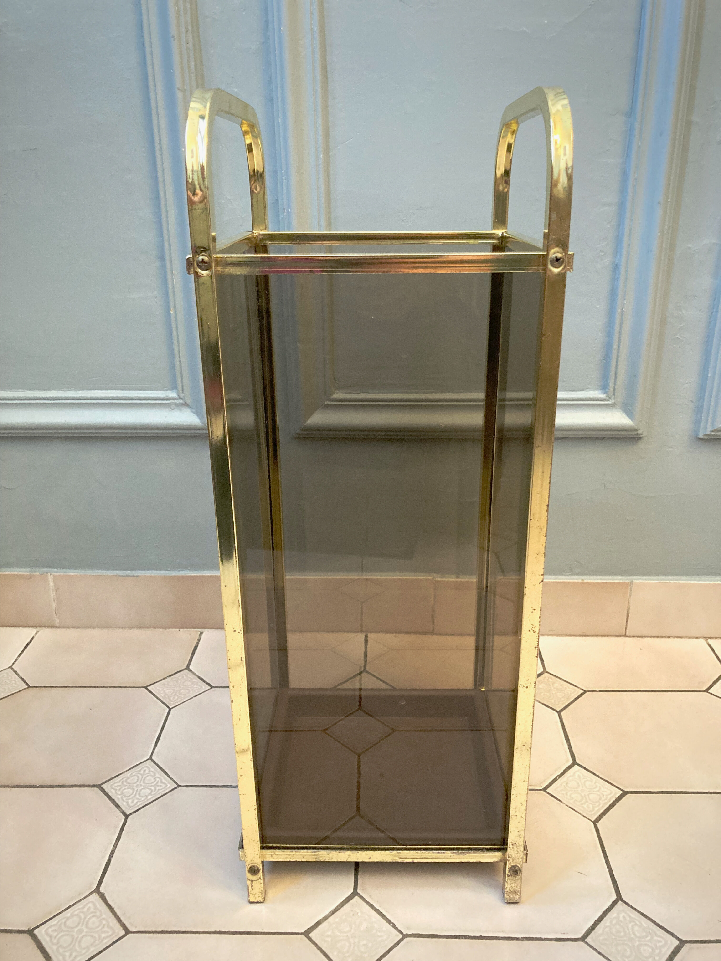 Vintage umbrella holder