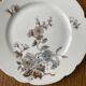 Porcelain crockery service