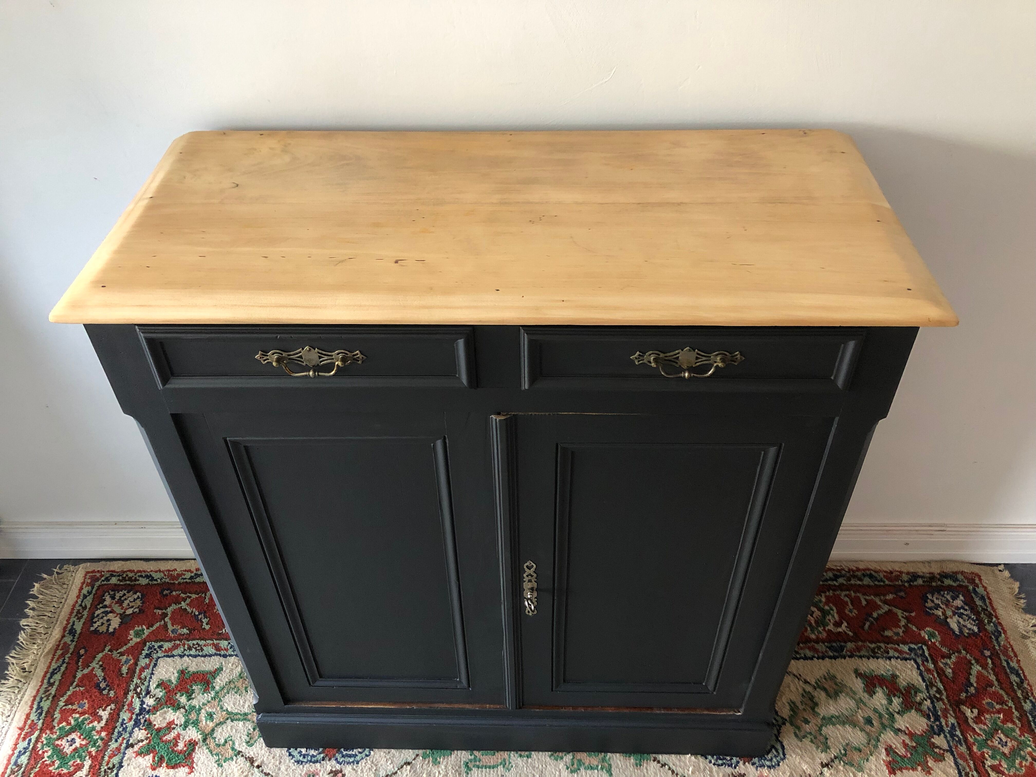 Parisian sideboard in solid oak