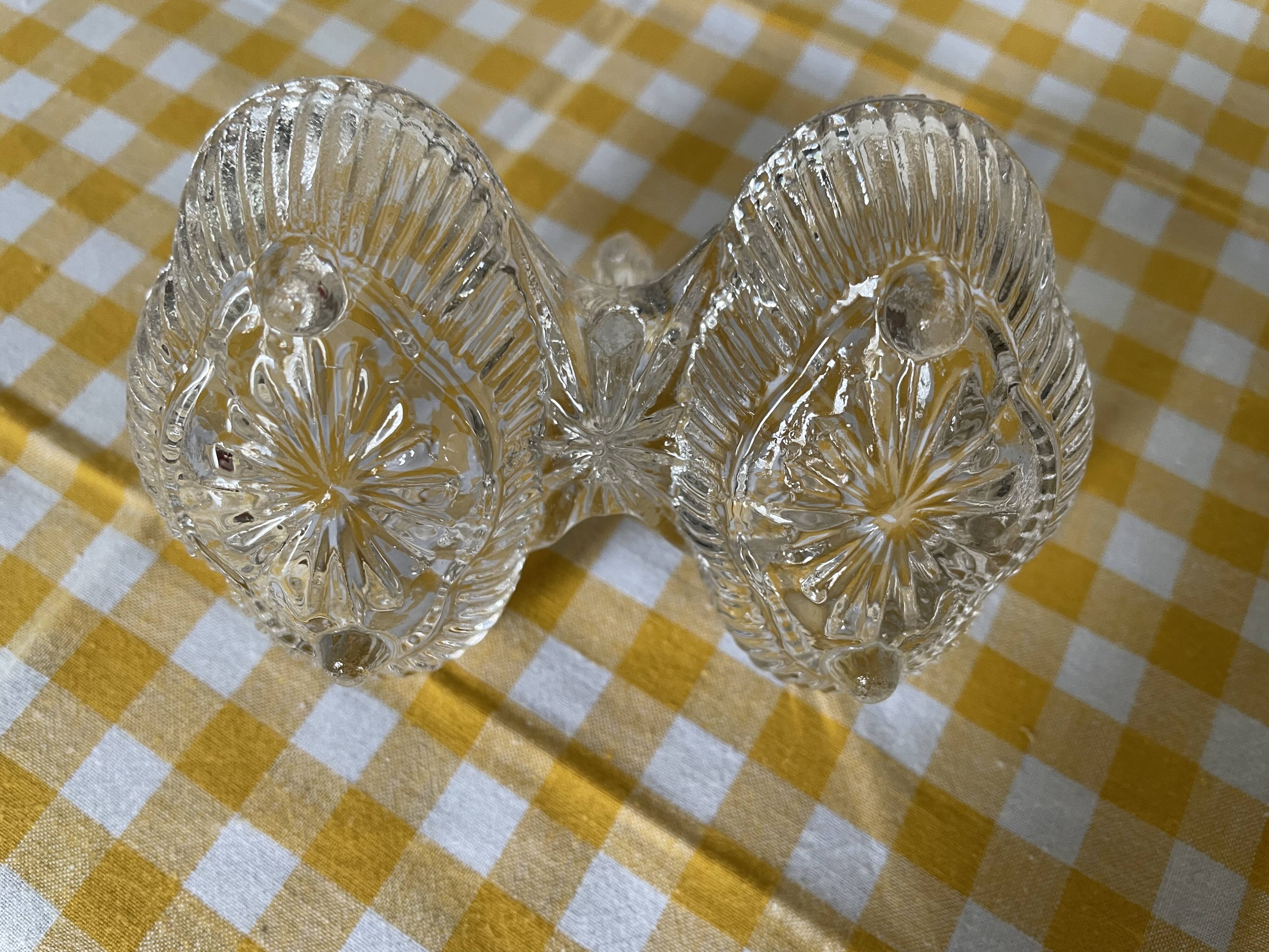 Double transparent molded glass salt shaker