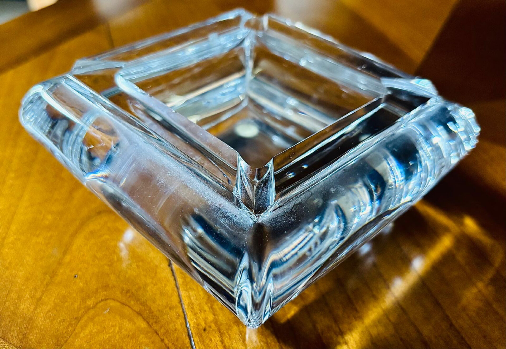 Vintage ashtray in Sèvres crystal