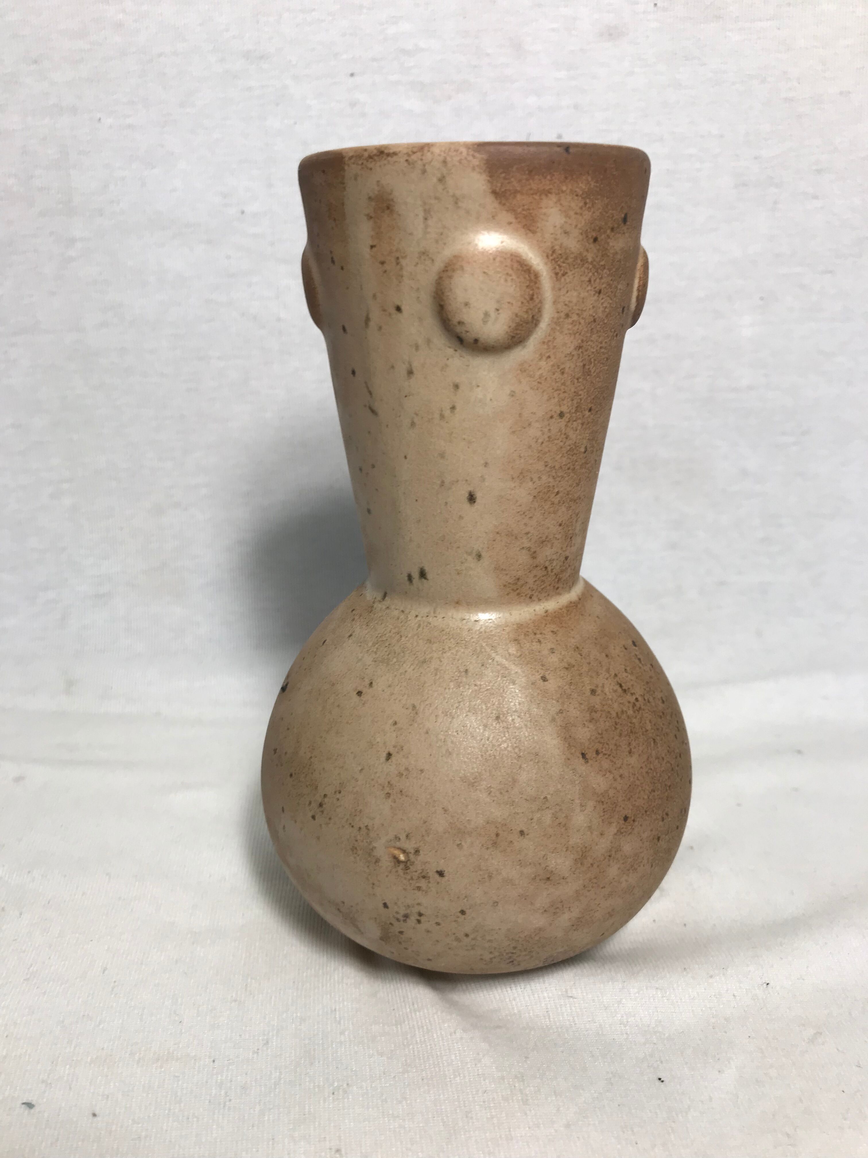 Former brown ceramic vase