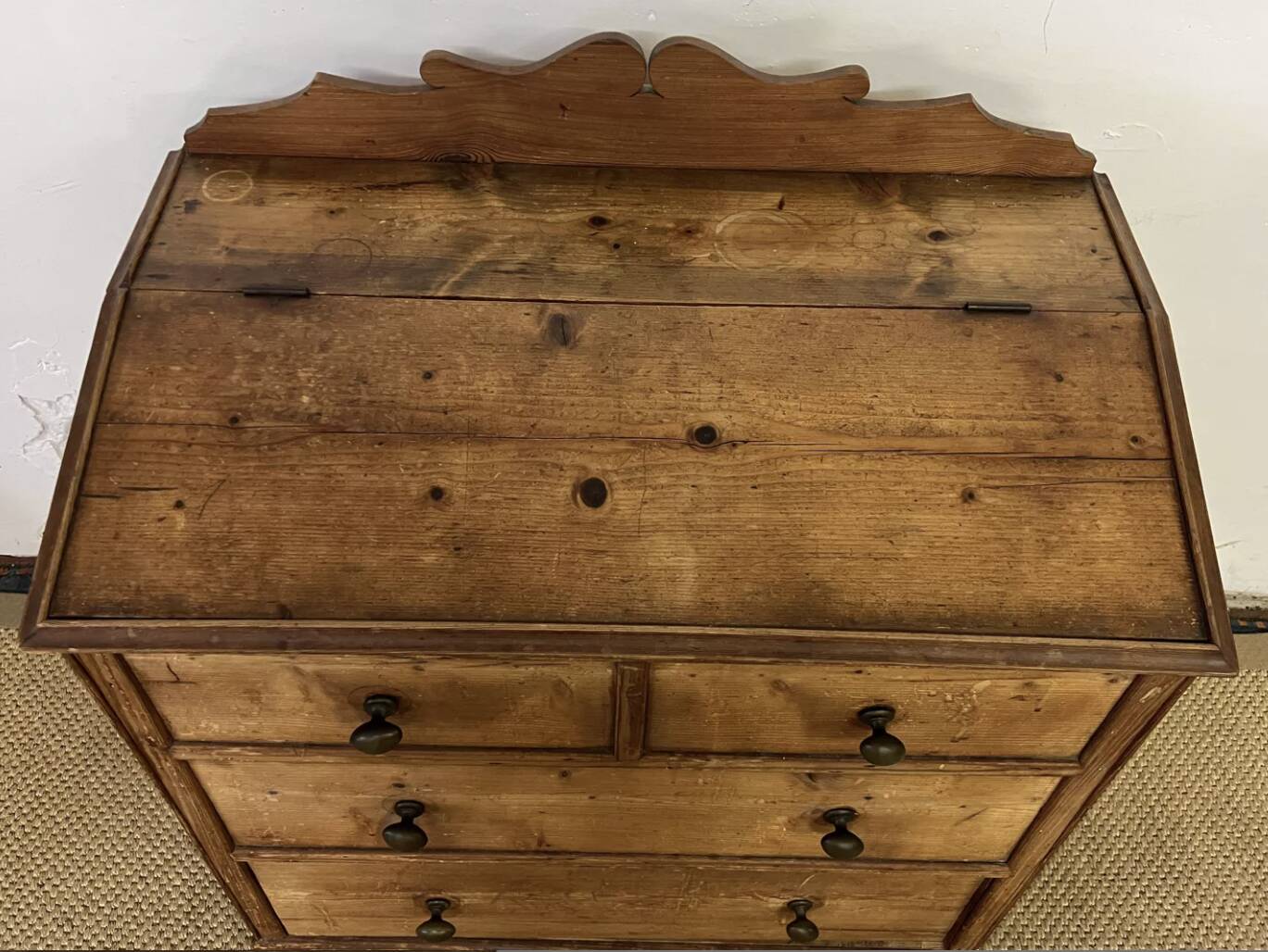 Vintage bar chest of drawers