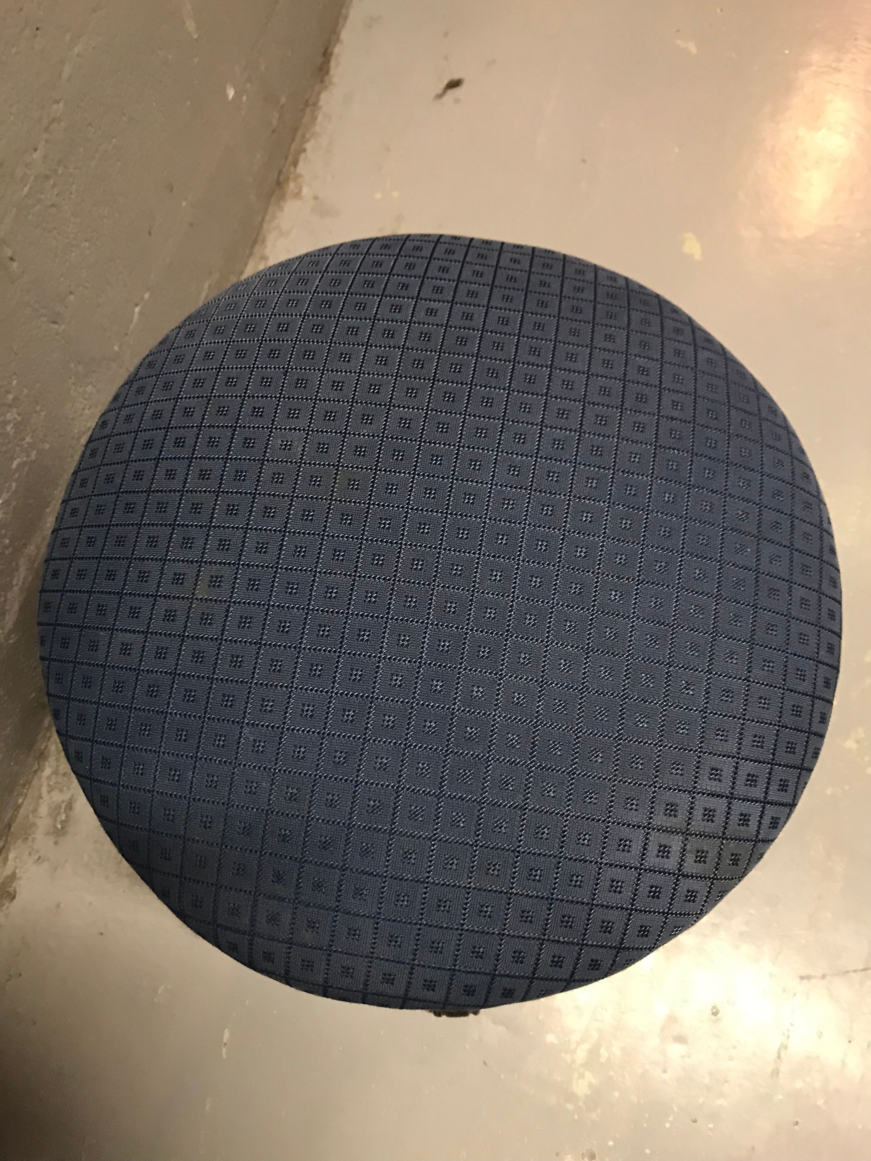 Napoleon III mahogany piano stool