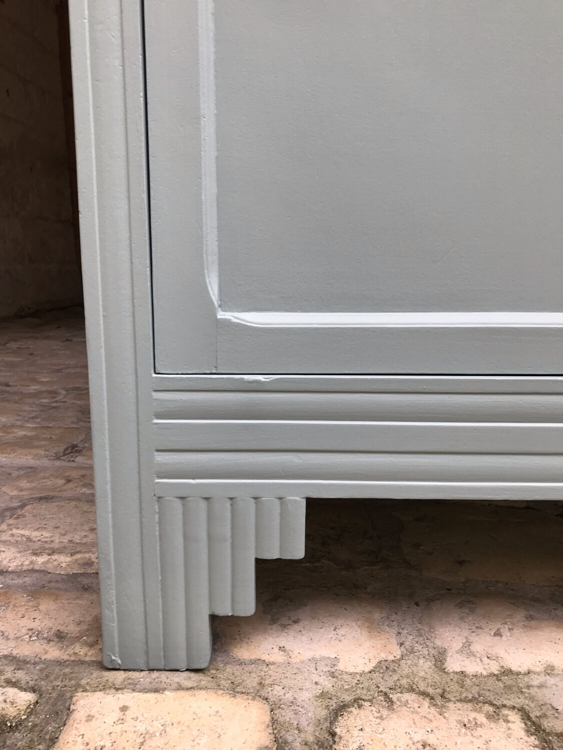 Parisian art deco cabinet with 1 door