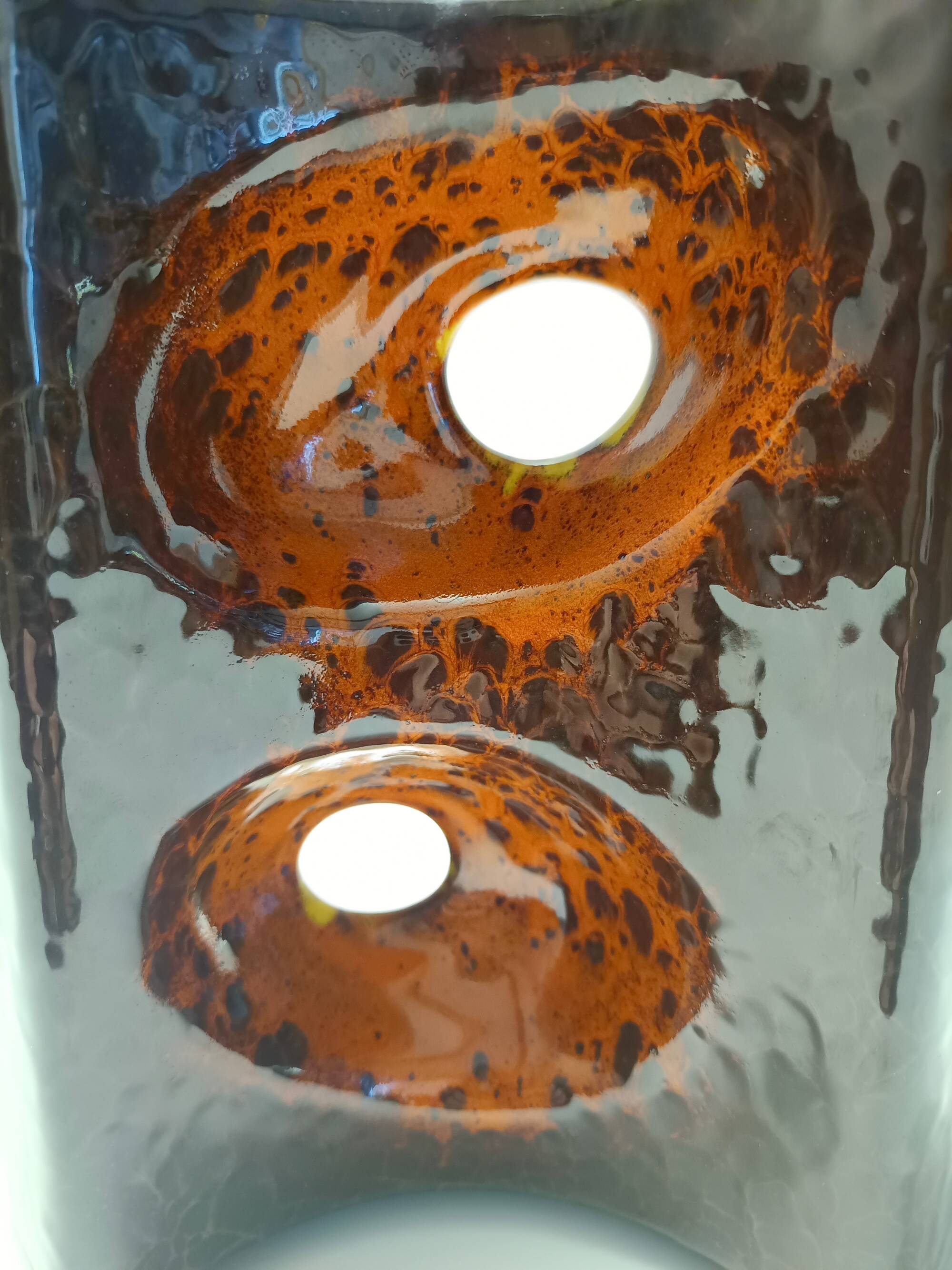 Vase en céramique émaillé marron et orange postmoderne par Giovanni Bertoncello
