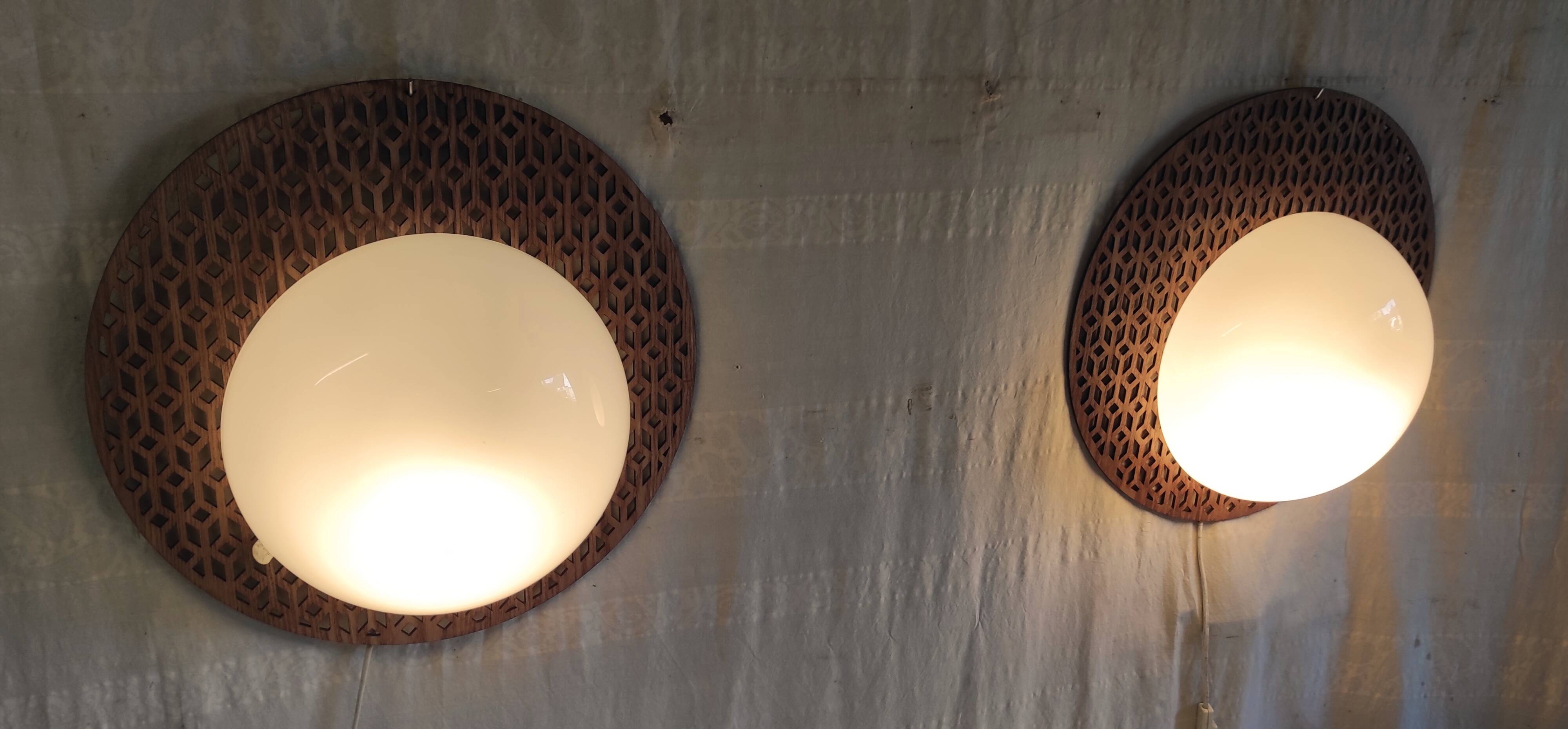 Wooden design wall lights and opaline globe - mid 20th century.
