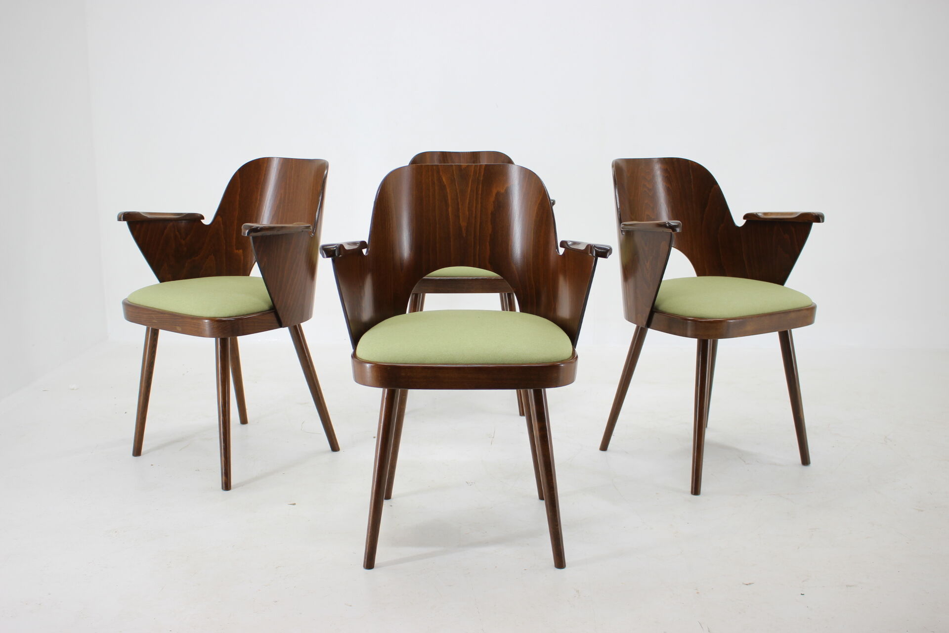 1960s set of four Oswald Haerdtl dining chairs, Czechoslovakia