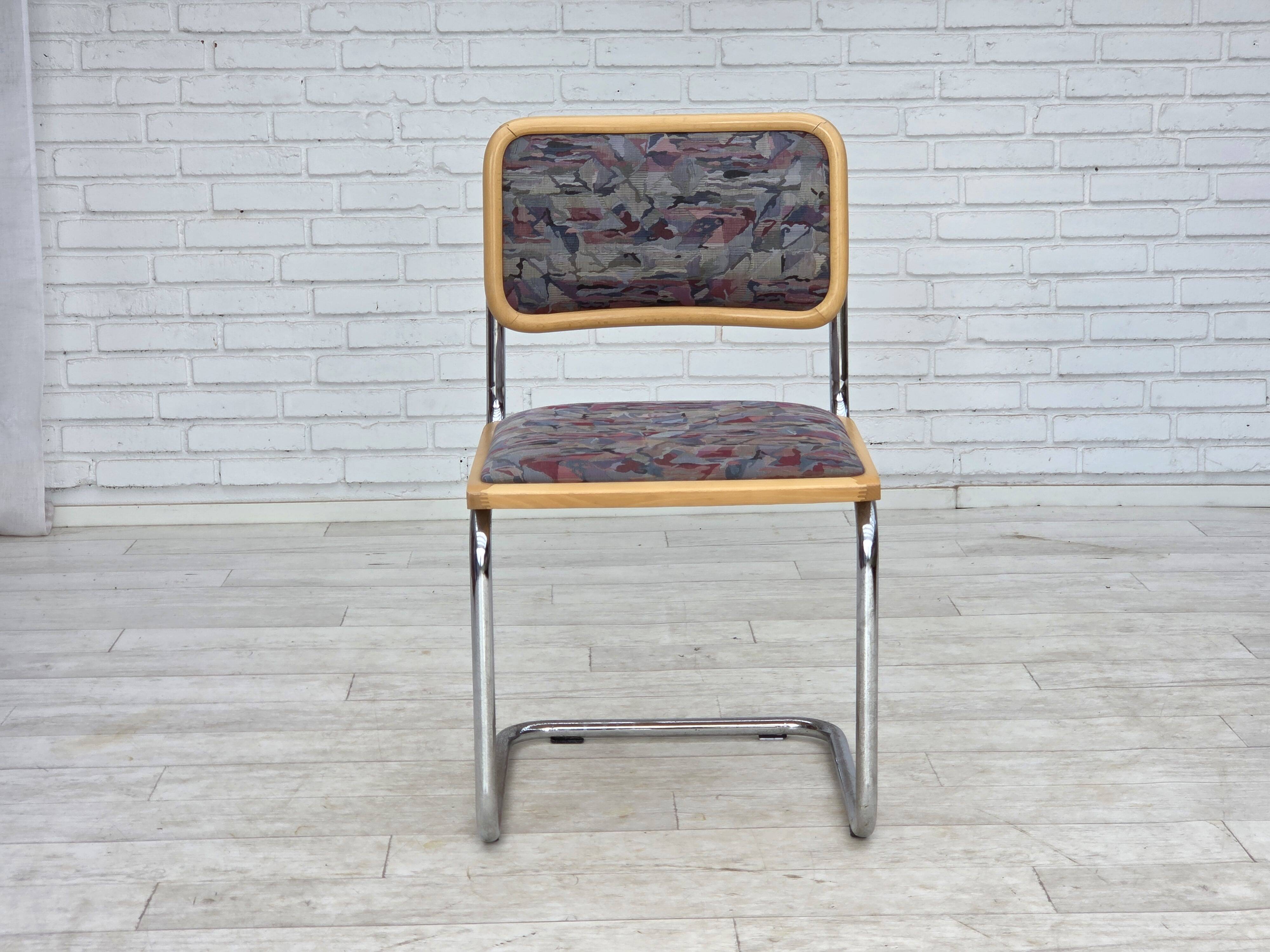 1970s, set of 4 pcs Italian dining chairs in Bauhaus style.
