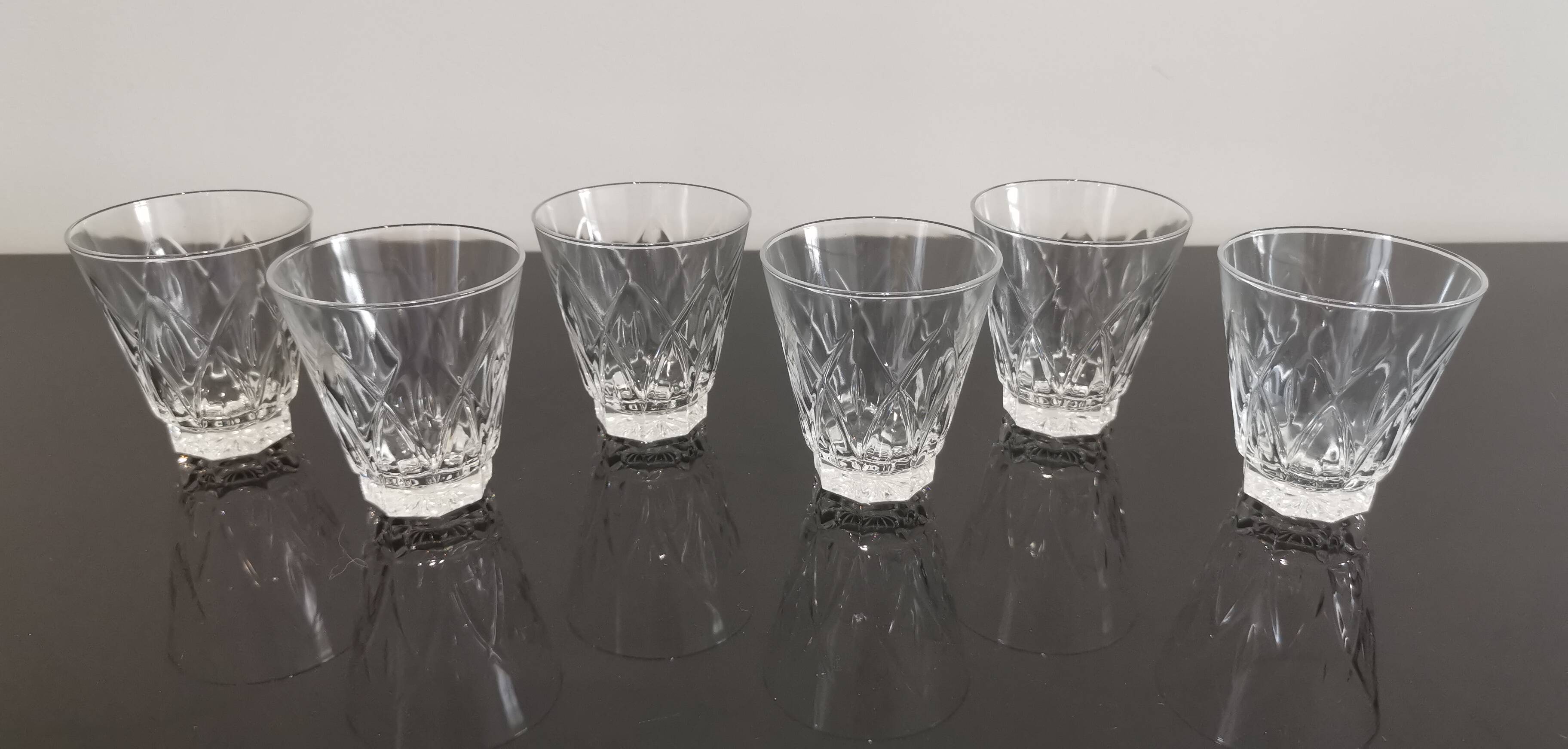 6 vintage chiseled crystal port glasses