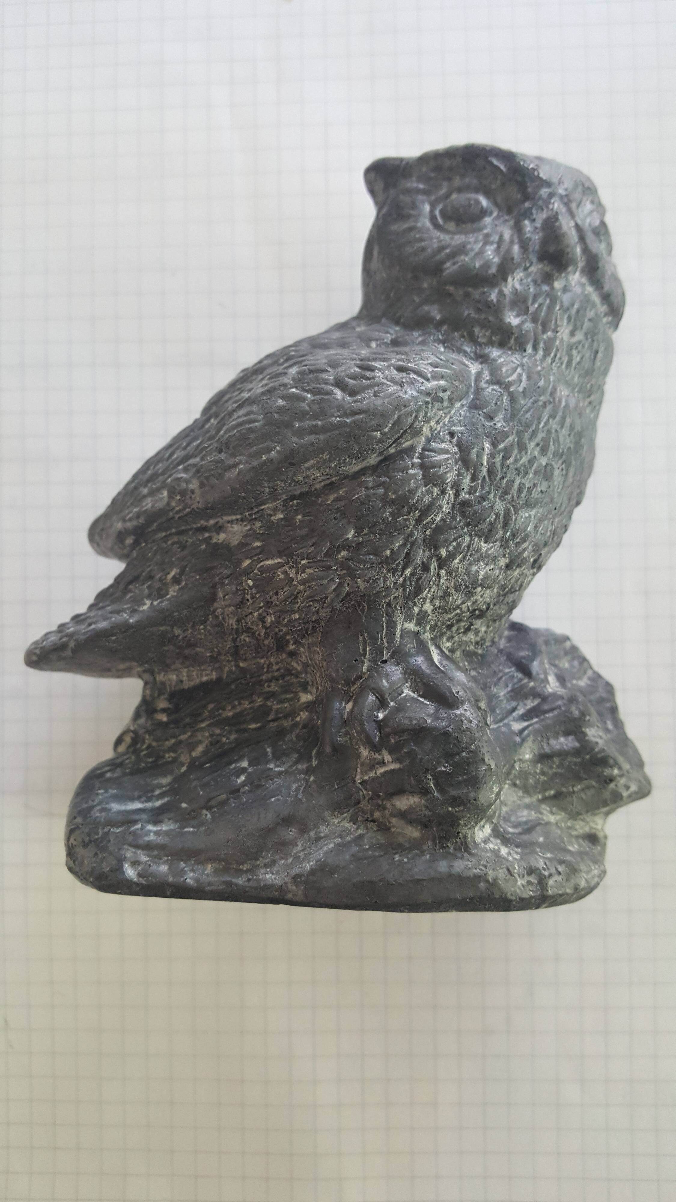 owl in "soapstone" Canadian art