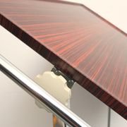 Table des années 1970 de Bremsey