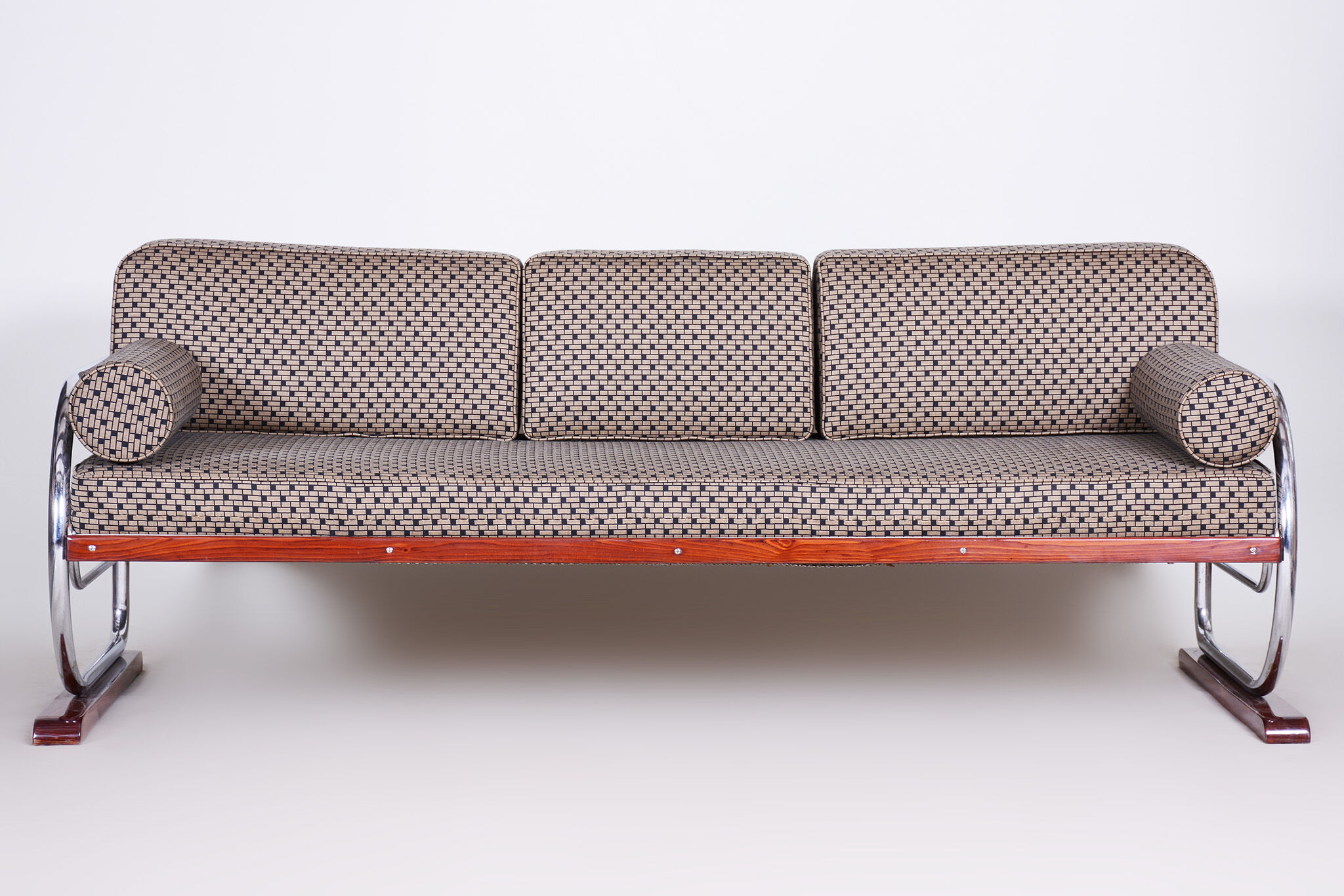 Canapé Bauhaus fabriqué dans les années 1930 en Tchéquie par Robert Slezák