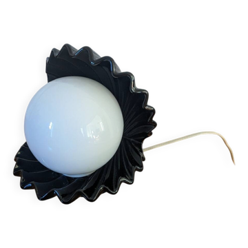 Vintage ceramic shell lamp