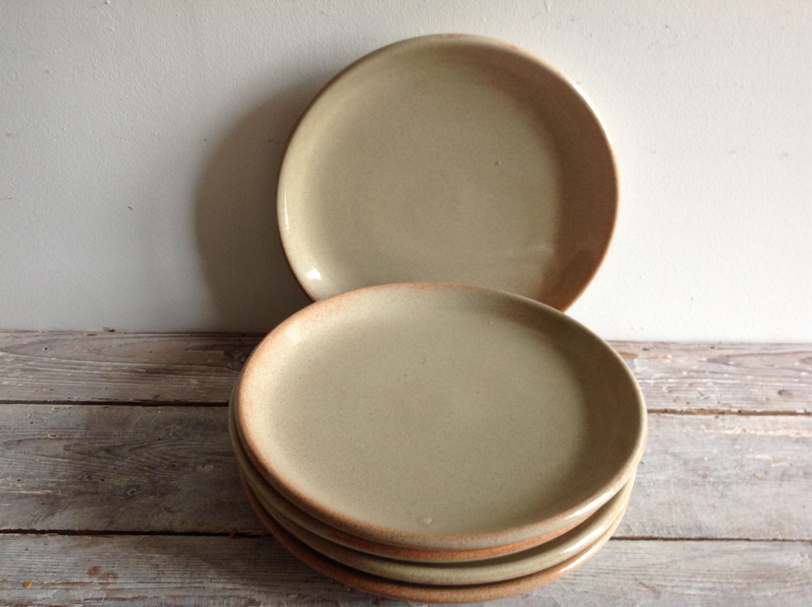 Lot of 5 sandstone dessert plates