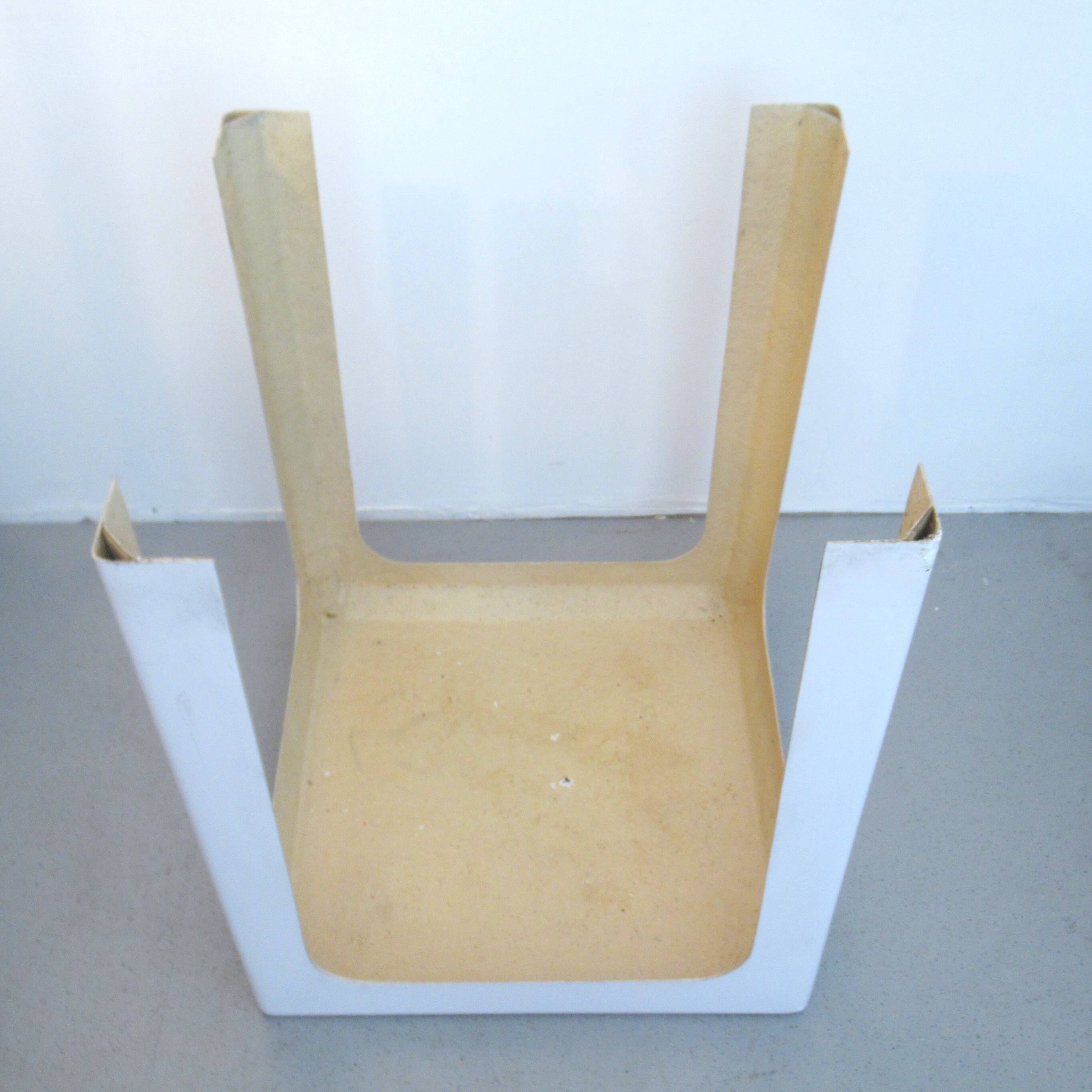 Prisunic 70s Fiberglass Side Table