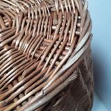 Wicker storage laundry basket and lid