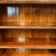 Bibliothèque classique en acajou anglais
