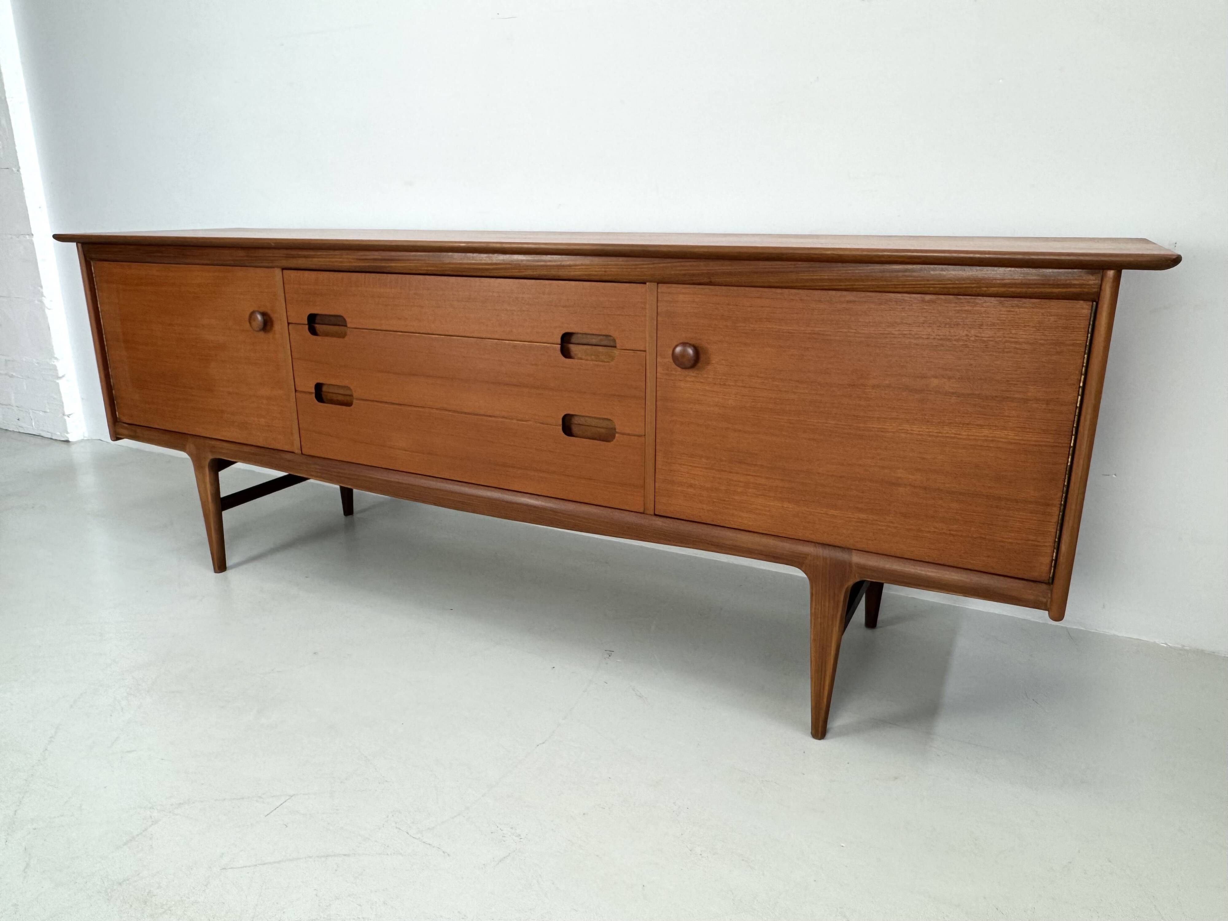 Vintage sideboard from Younger from the 1960s.