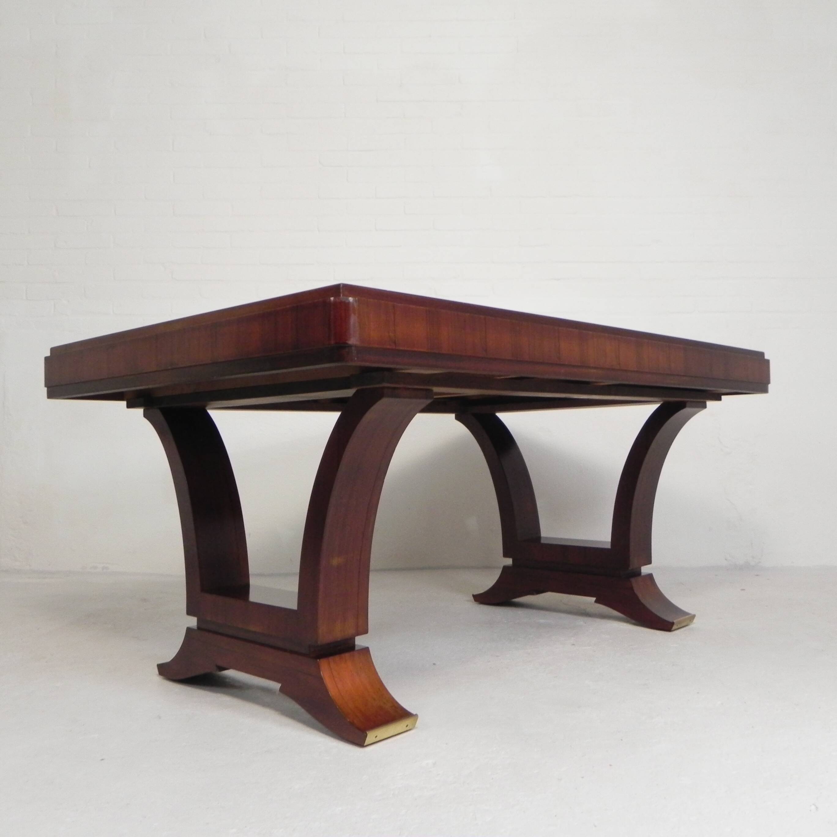 Art Deco dining table, rosewood veneer, extendable up to 248 cm, 1930s.