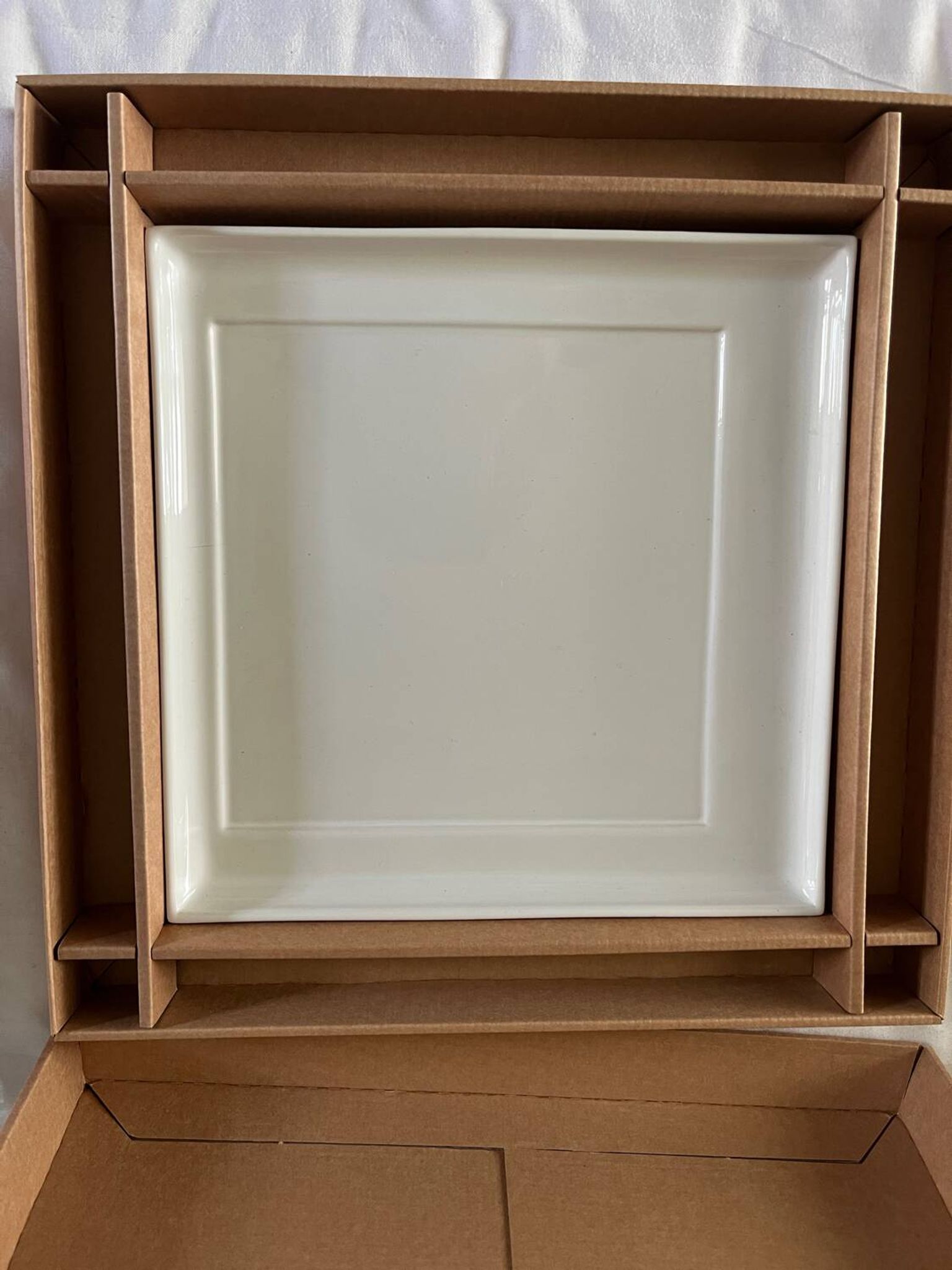 Set of plates Josef Albers – limited edition Museum of Modern Art
