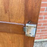 Old Parisian bonnetière