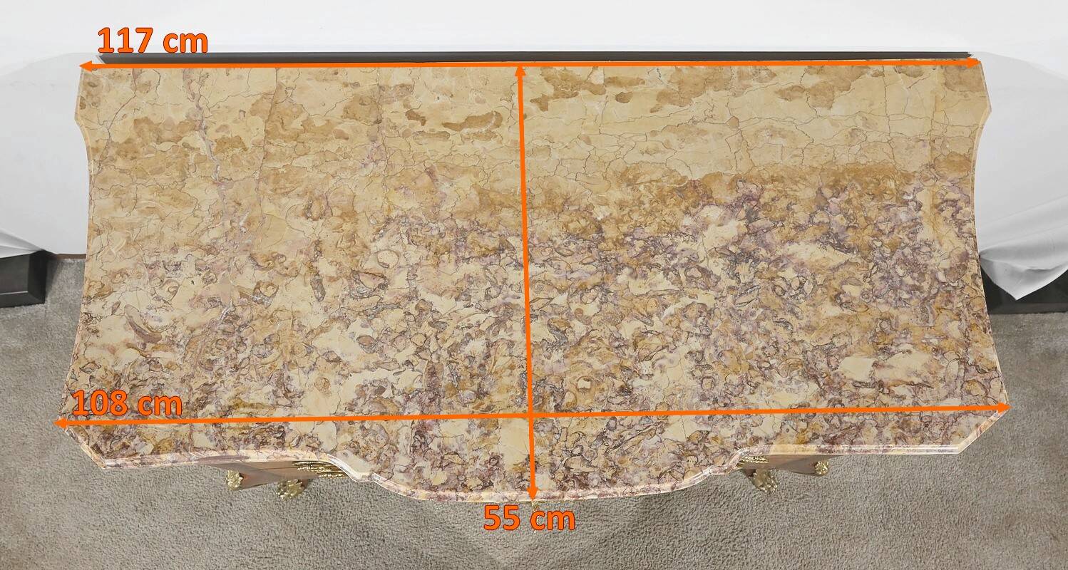 Rosewood and Amaranth chest of drawers, Louis XV / Louis XVI Transition style – Late 19th century