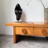 Meuble d’appoint bas style Perriand