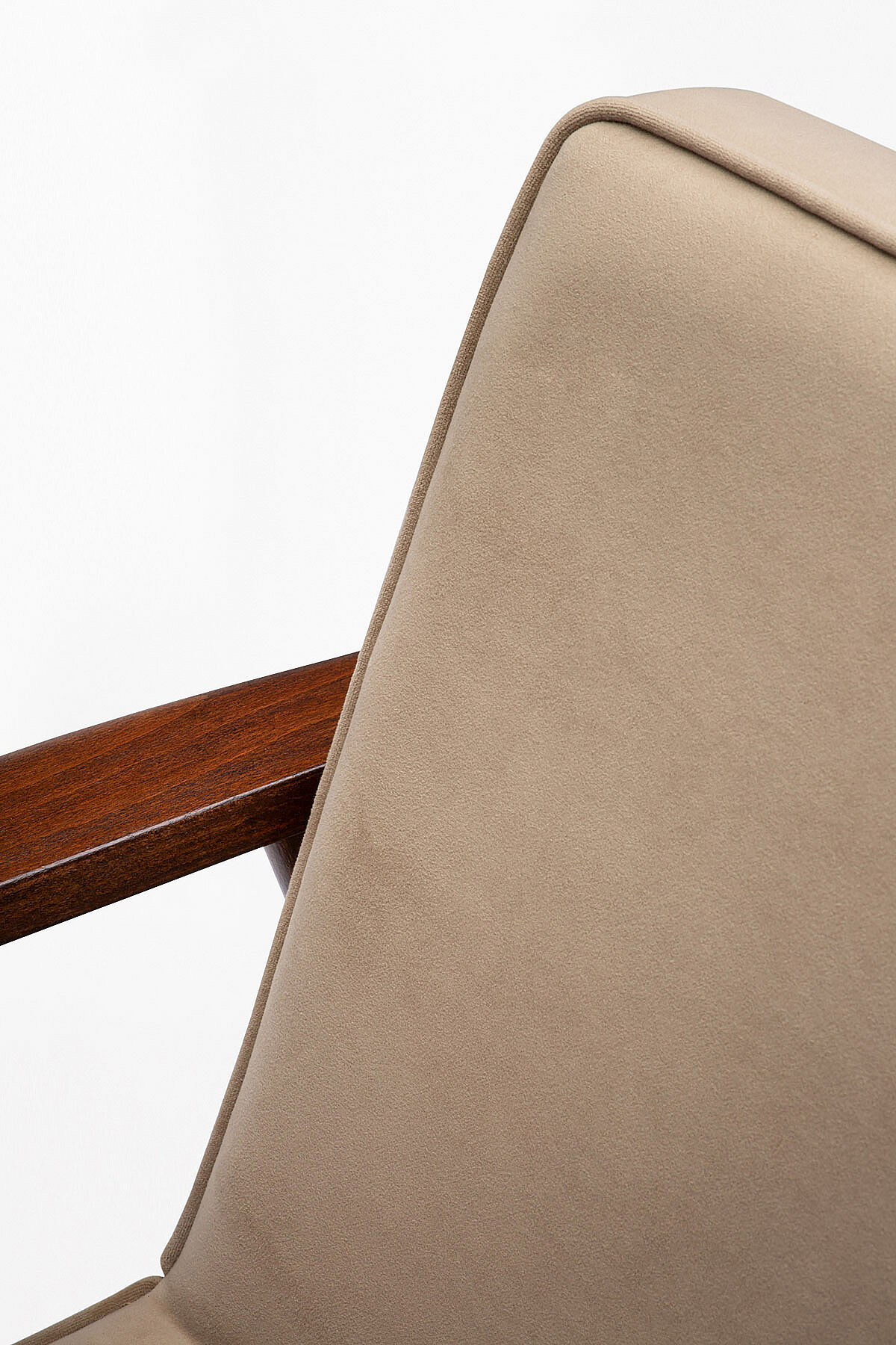Paire de fauteuils GFM des années 1960
