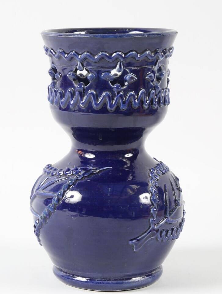Vase en céramique ajourée, Italie