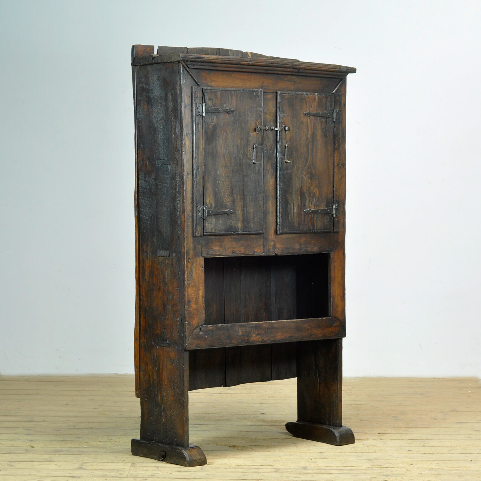 Spanish oak cabinet, circa 1800