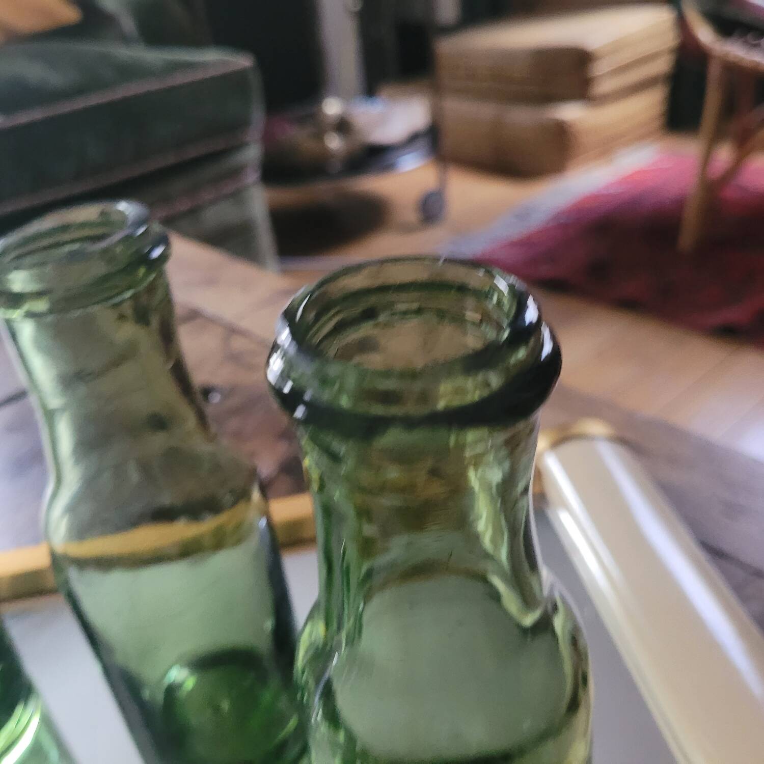 Lot of 5 vintage green bubble glass bottles (1950-1970)