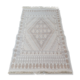 Berber carpet handmade in pure wool 205x126cm