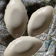 Grand ravier en porcelaine Wedgwood