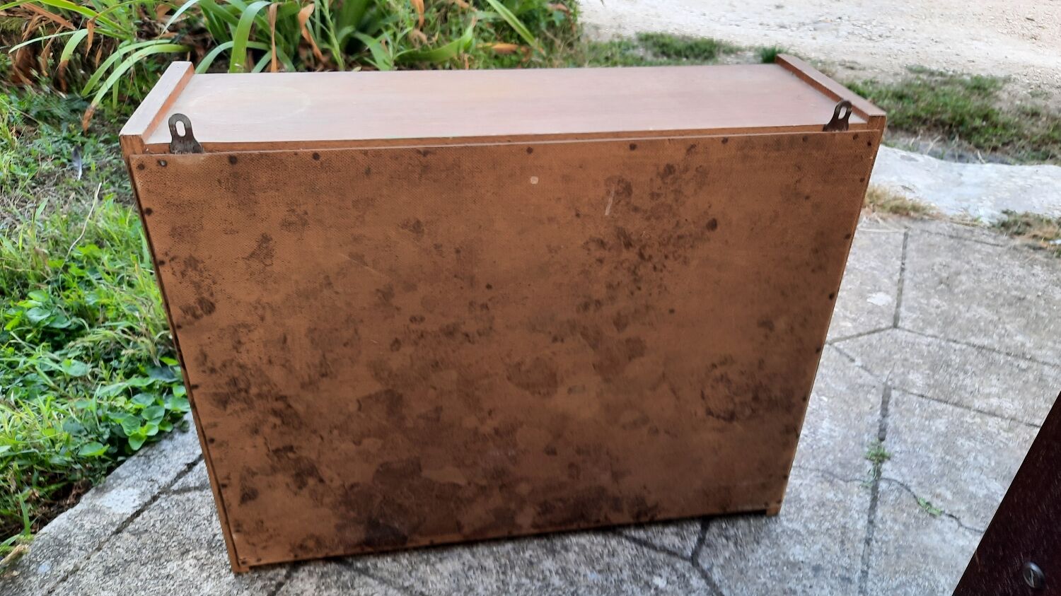 Lot of vintage display cases