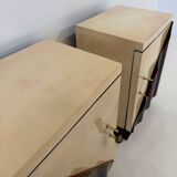 Paire de tables de nuit Art Déco italiennes attribuées à Gaetano Borsani, années 1930.