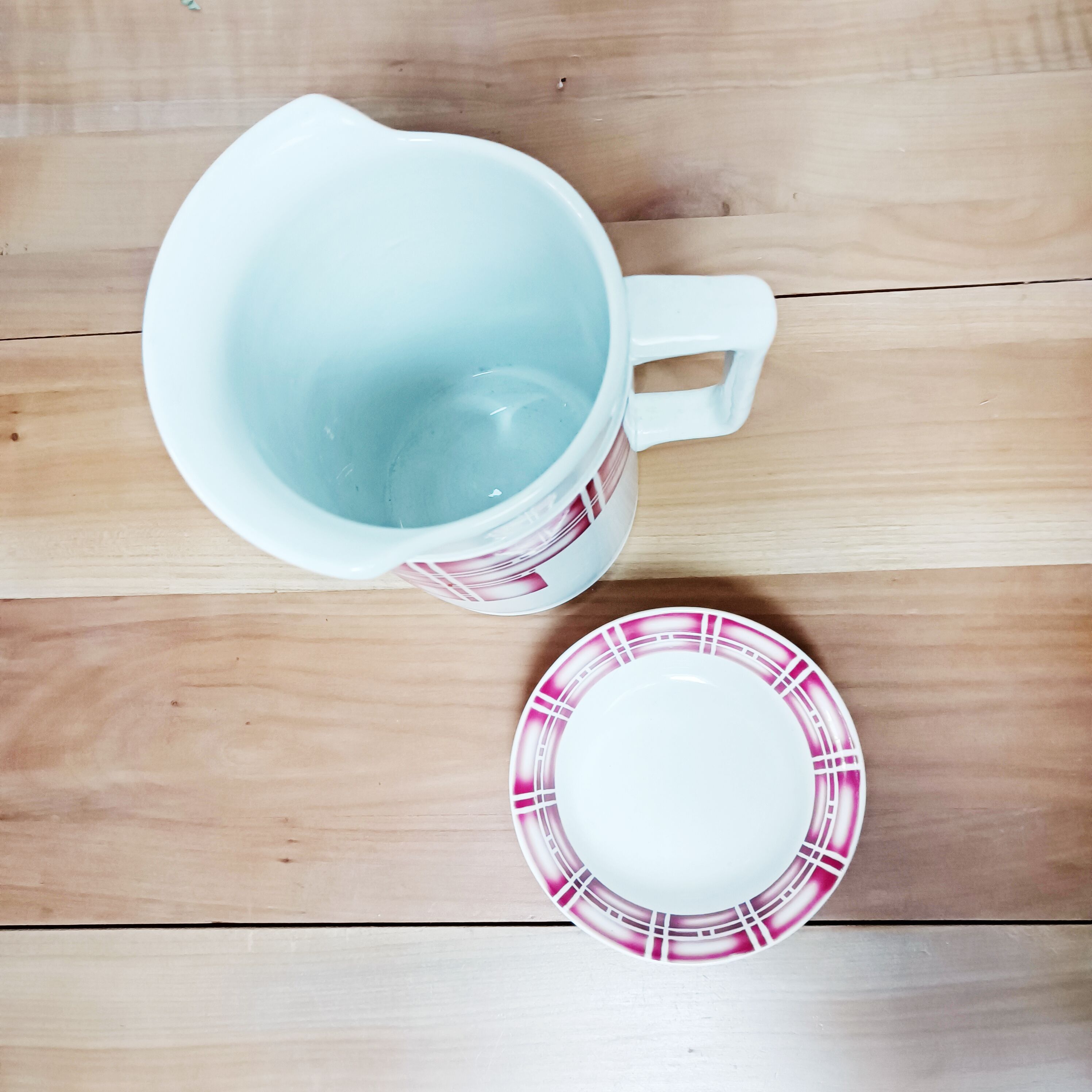 Old Sarreguemines Rostand jug