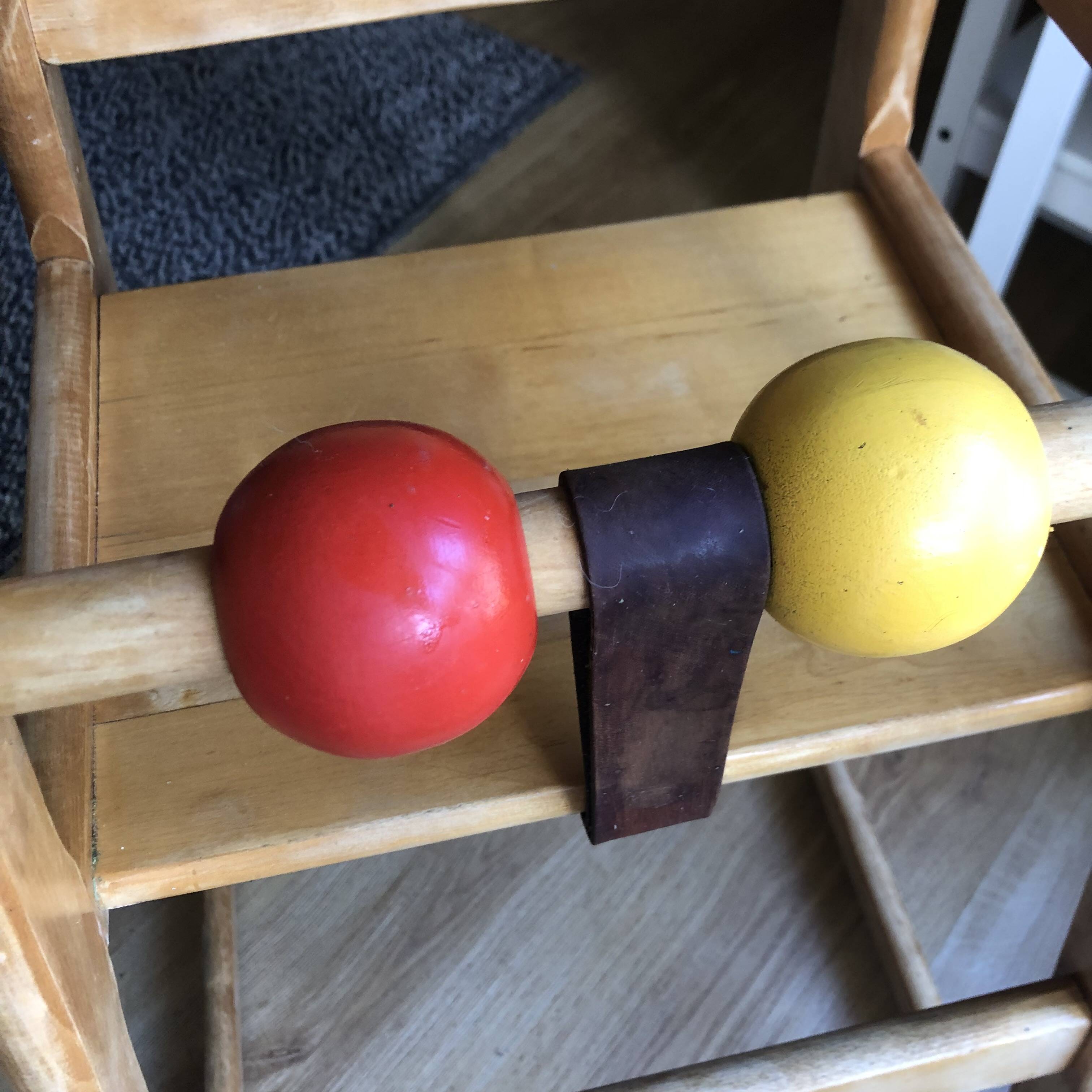 Gärsnäs high chair "robust" made of solid beech wood and leather.