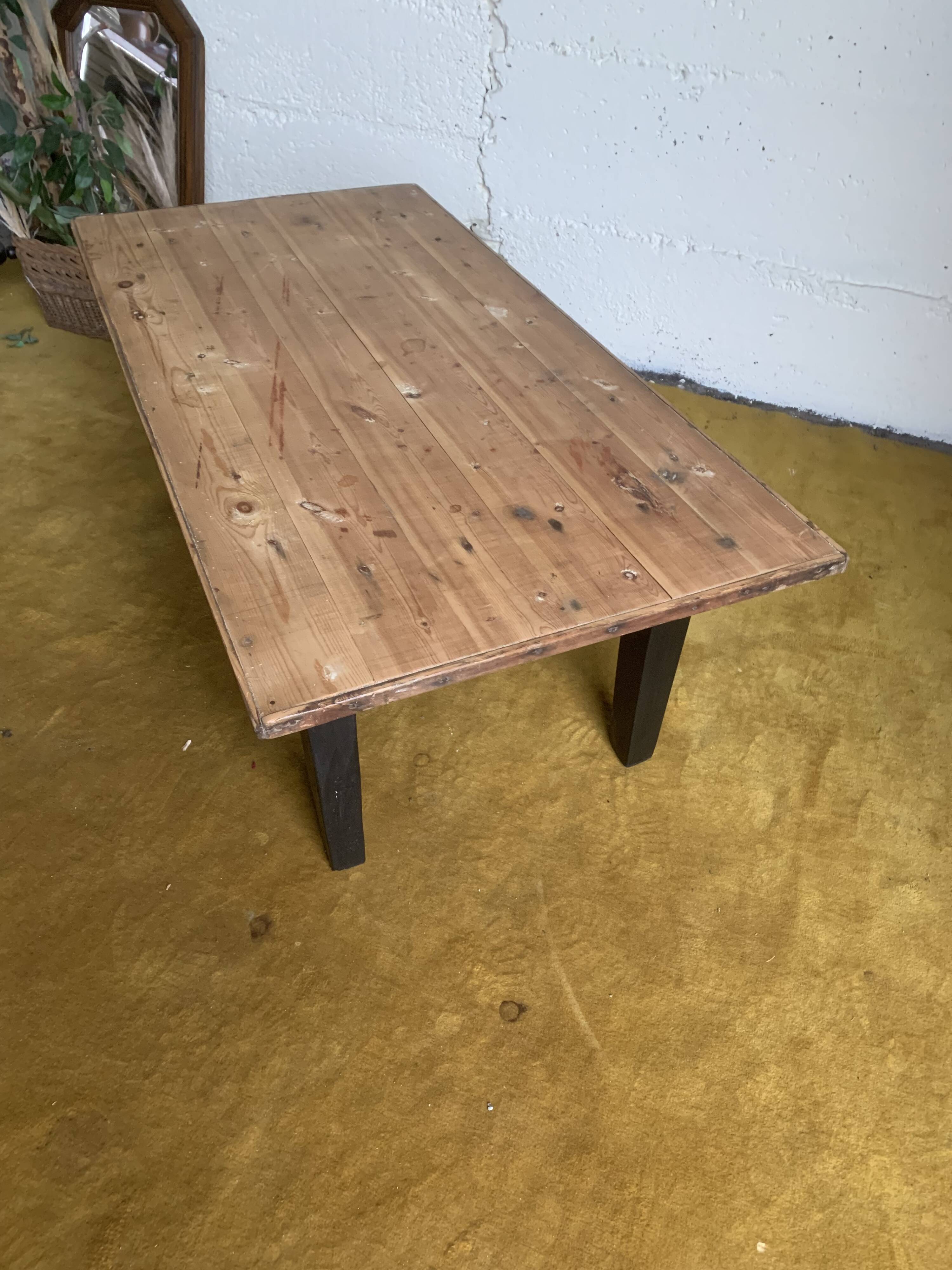 Country coffee table